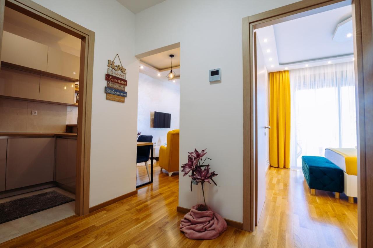 S&S Apartment Becici Budua Esterno foto